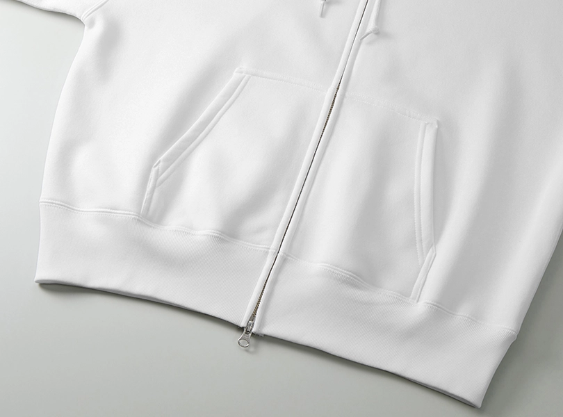 パーカー ポケット