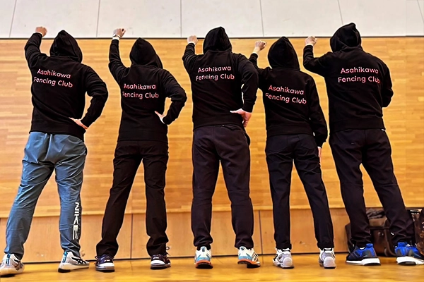 フェンシングクラブ オリジナルパーカー