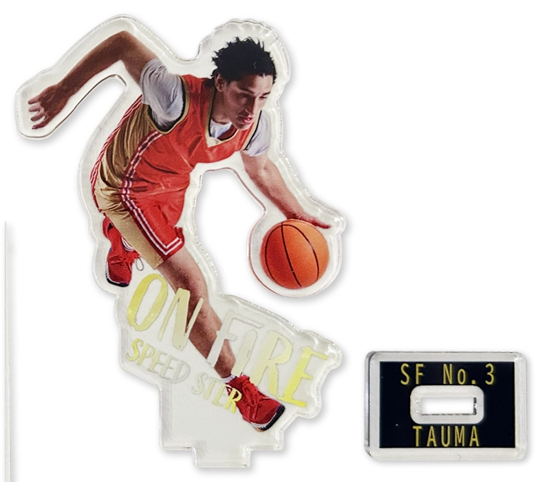 こだわりのカットと名入れ台座